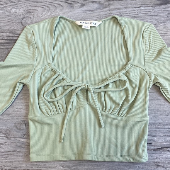 Light green cropped long sleeve from Aéropostale - Picture 2 of 4